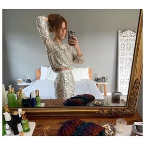 HOLIDAY GLAM! Vintage sequin top & skirt set